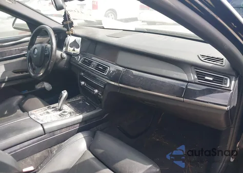 2010 BMW 750I xDrive из США, поврежденный, VIN WBAKC6C57ACL67761